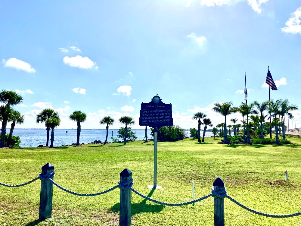 Bernice Braden Park - along the river